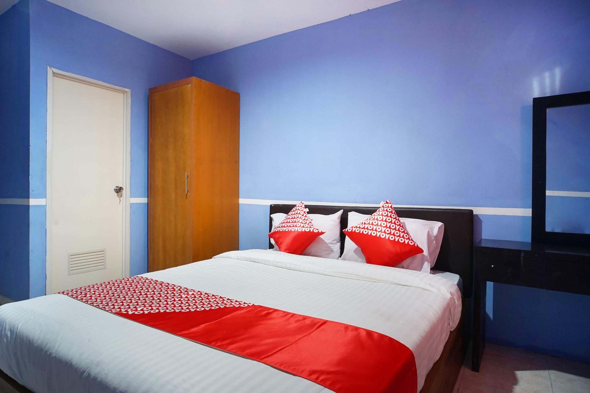 Hotel Urbanview De Grand Garuda 2*